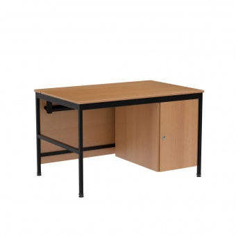 EDV-Lehrertisch, 120x80 cm (B/T), 72 cm hoch, offener Blechkabelkanal, EDV-Lehrertisch, 120x80 cm (B/T), 72 cm hoch, offener Blechkabelkanal,
